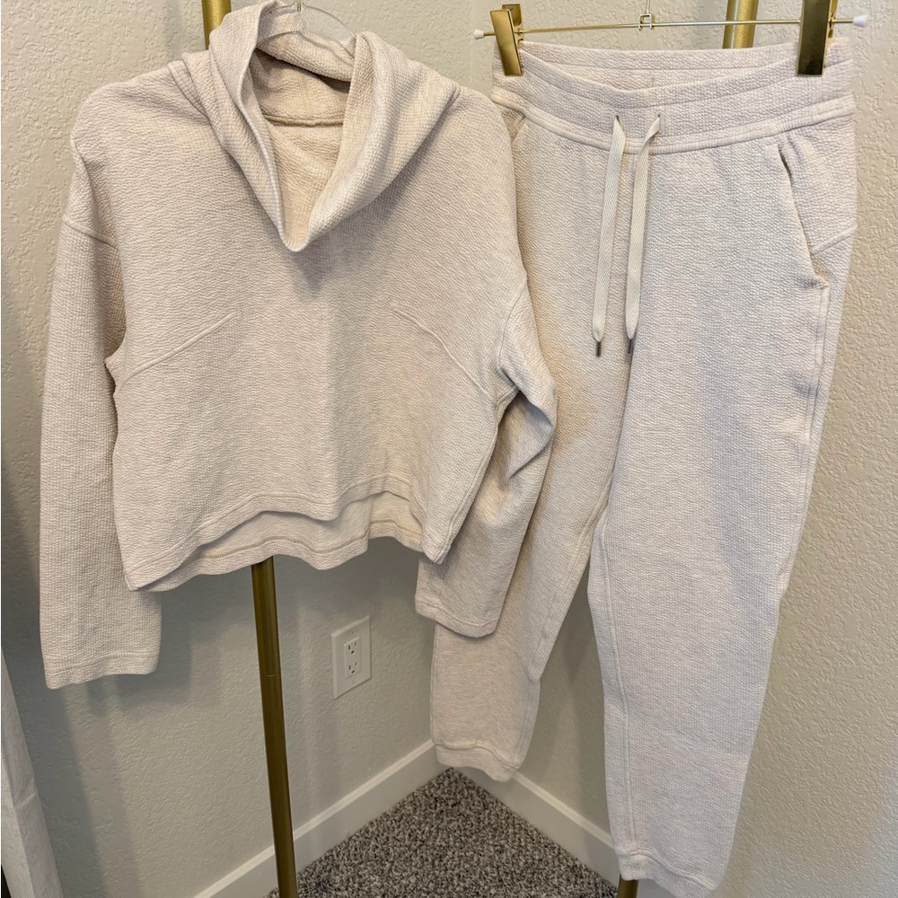lululemon athletica Light Oatmeal Cropped Hoodie & Ankle Jogger Set - size 4